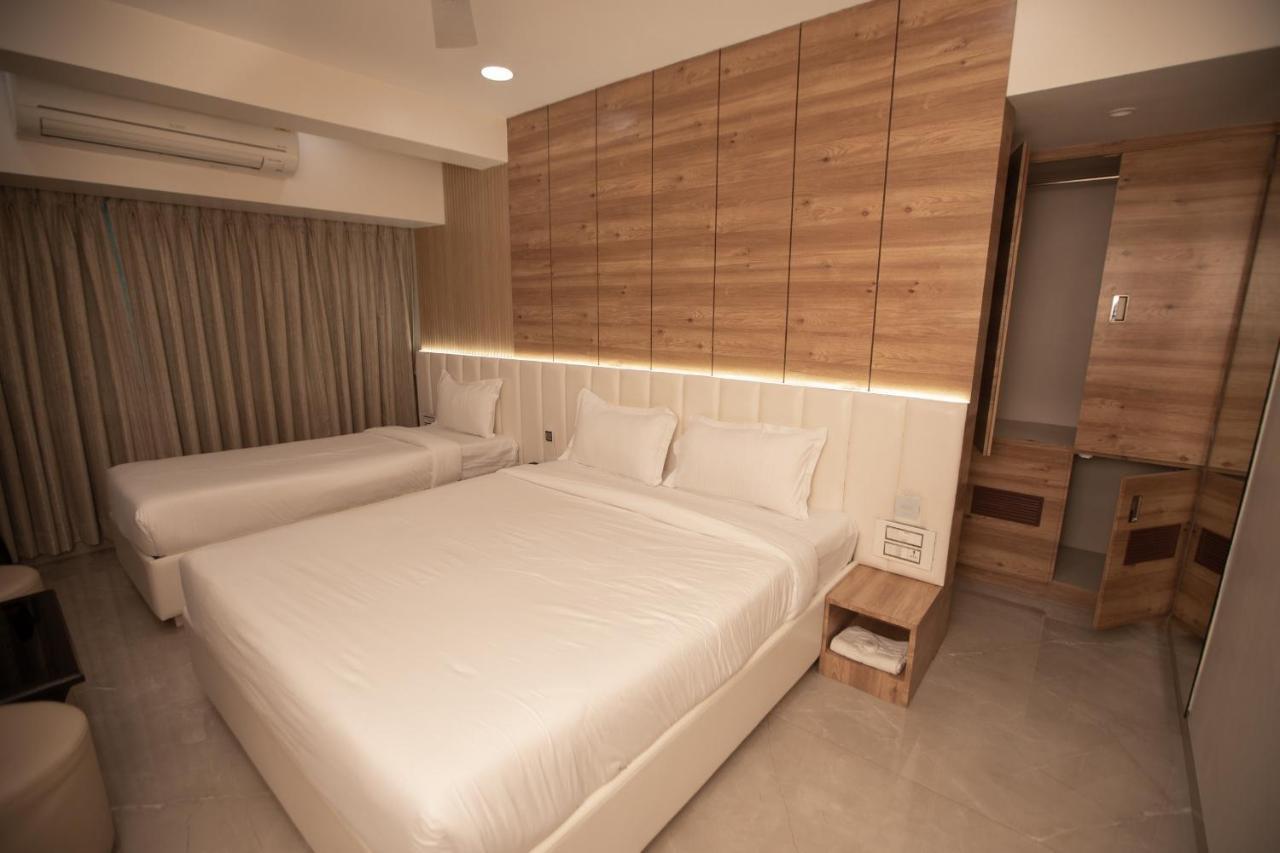 Hotel Naaz Executive Mumbai Dış mekan fotoğraf